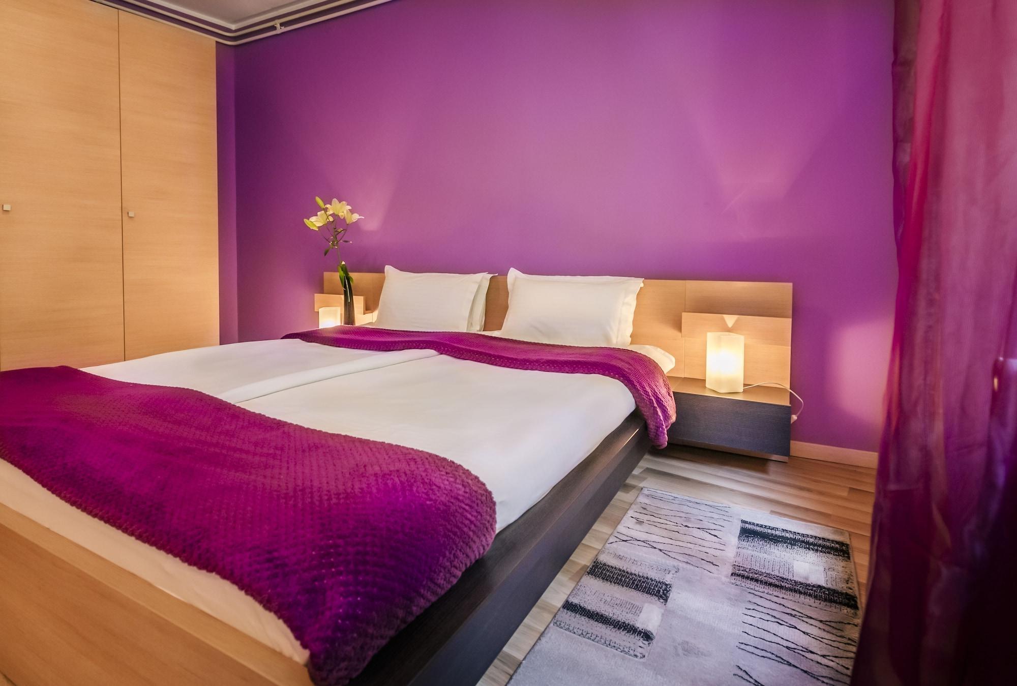 Veliki Garni Hotel Нови Сад Екстериор снимка