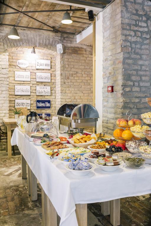Veliki Garni Hotel Нови Сад Екстериор снимка